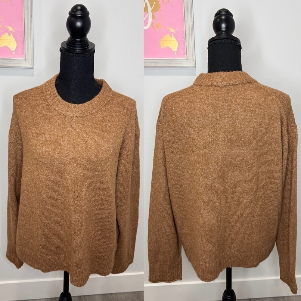 American Eagle Crew Neck Soft Brown Women’s Sweater (S)